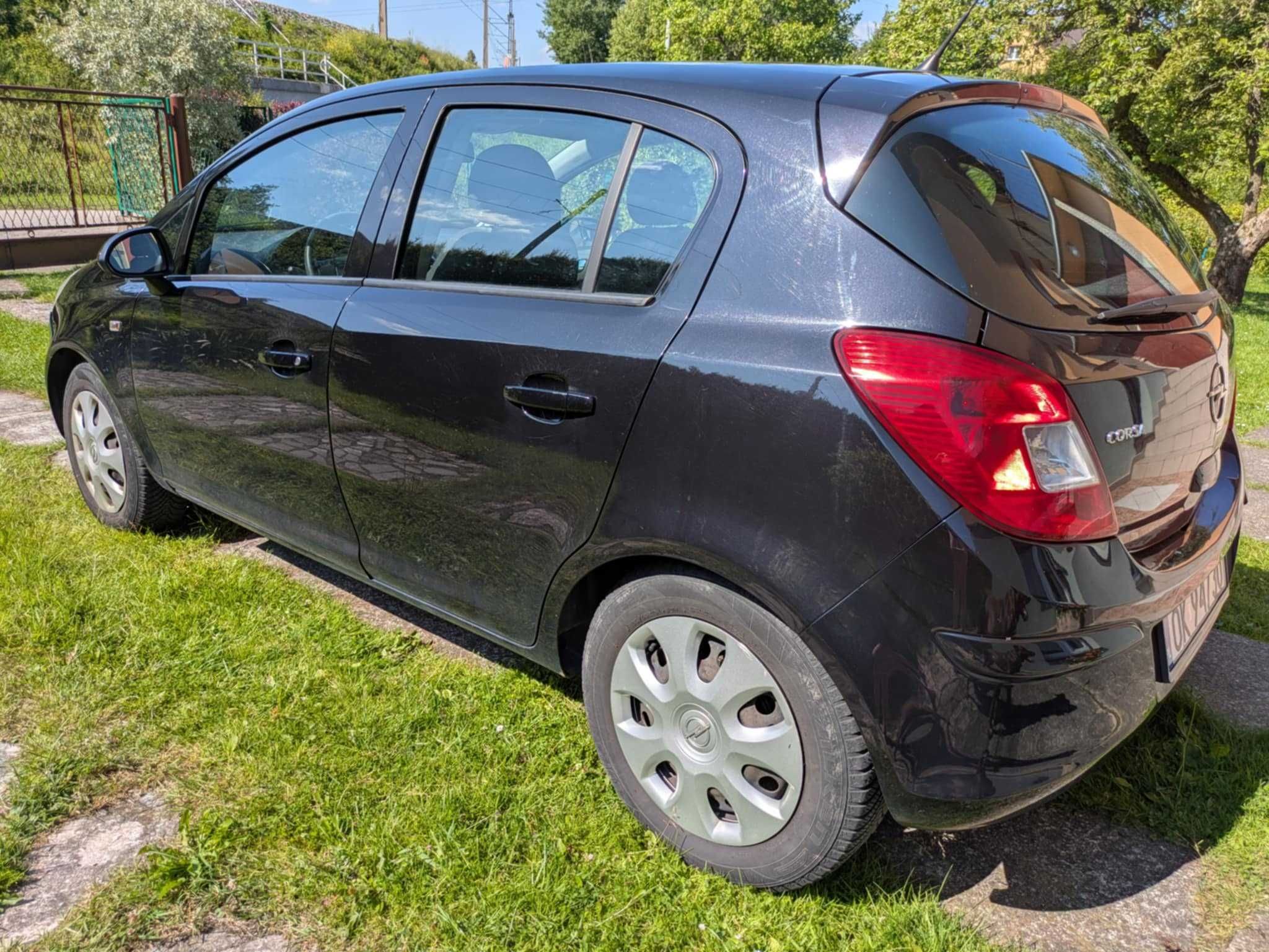 Auto Opel Corsa D