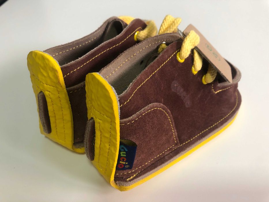 Buciki, buty dziecięce Gucio rozmiar 25
