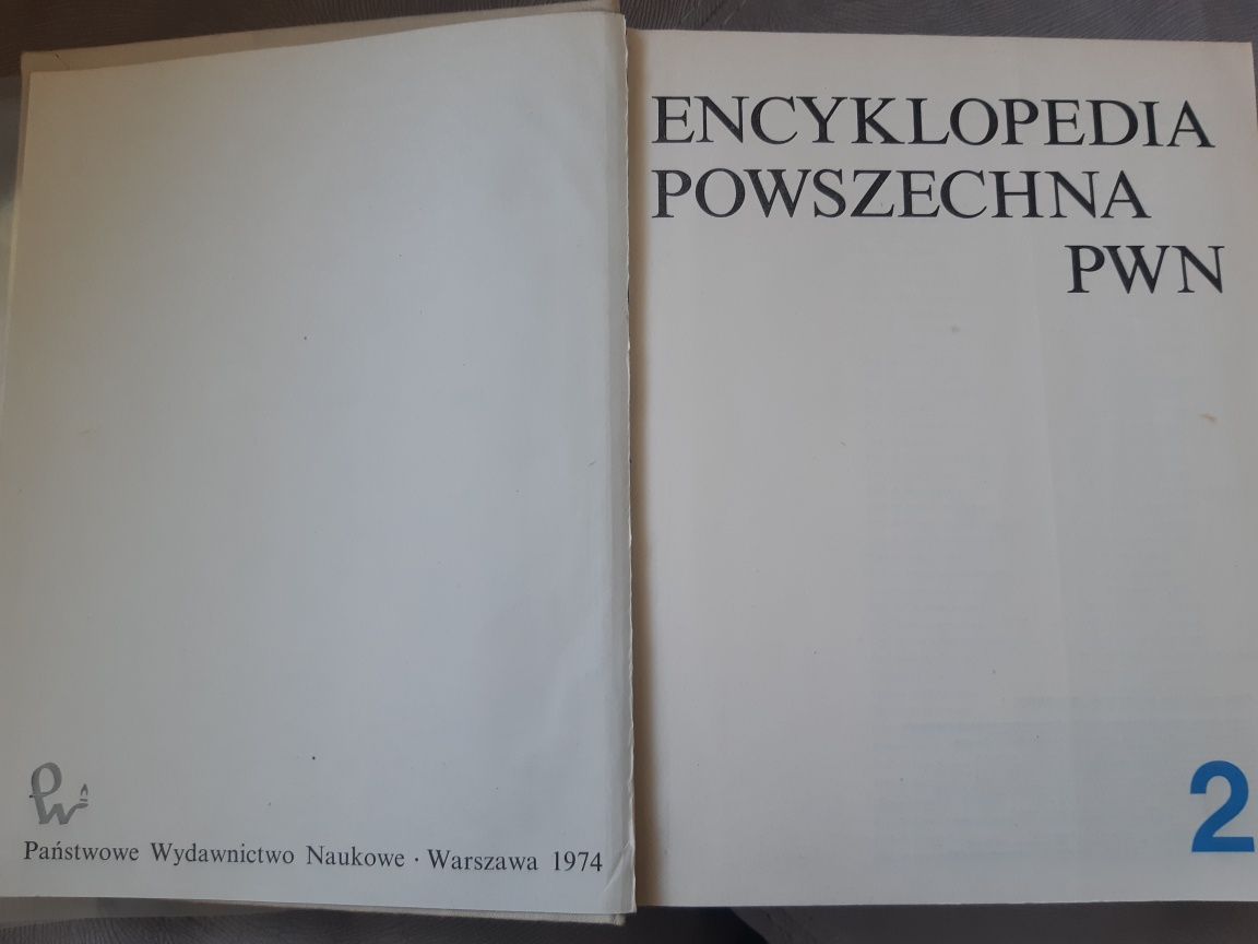 Encyklopedia Powszechna PWN 5 tomów