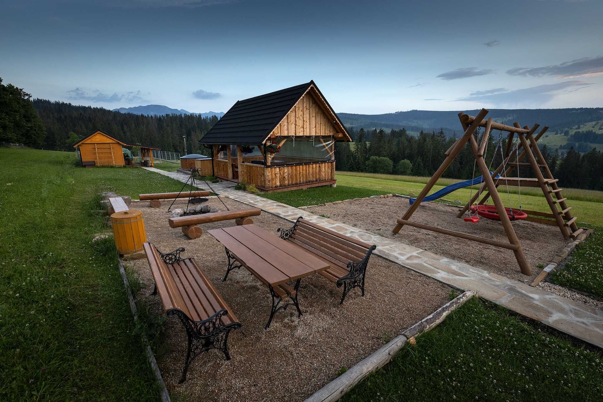 Wakacje klimatyzowane domki góry jacuzzi sauna 13km Zakopane termy