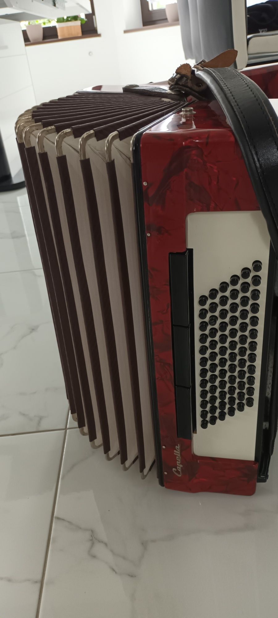 Akordeon Royal Standard 72 basów