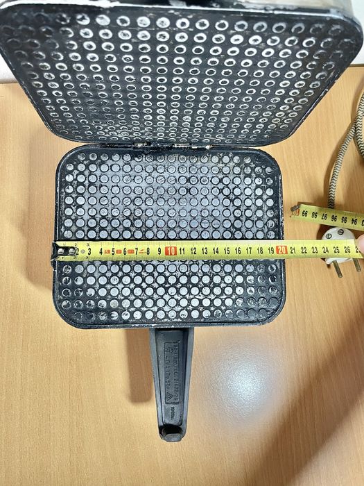 Електровафельниця СРСР 1 кіловат