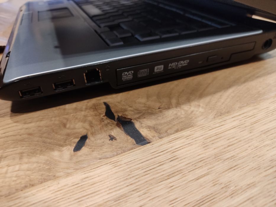 Toshiba Satellite A200-1J6