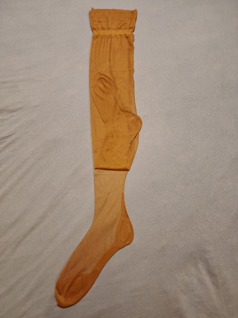 Pończochy nylonowe FF (Fully Fashioned)
