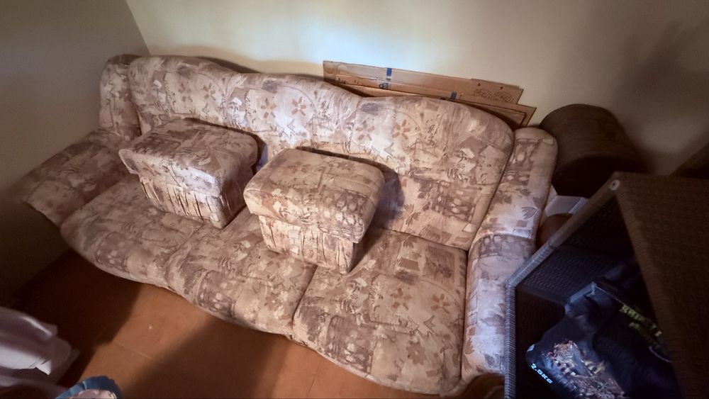 Kanapa rozkladana 220 cm plus dwie pufy 45x30 Boszkowo