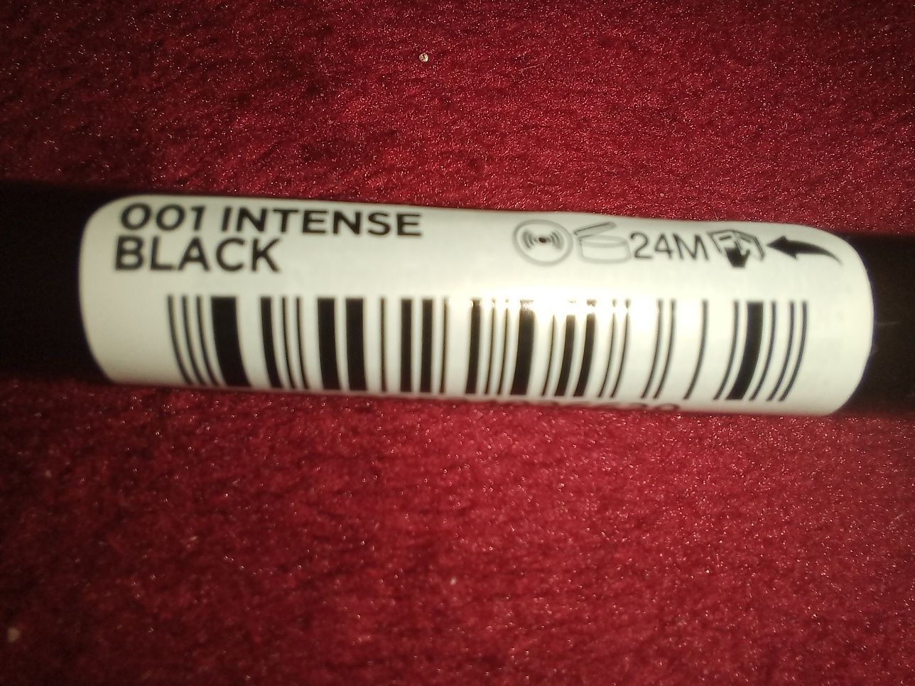 Kredka do oczu Loreal nr 001 Intense Black