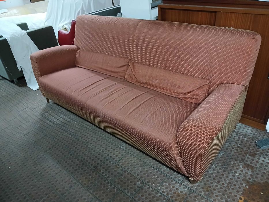 Dois Sofás - Sofá Cama + Sofá