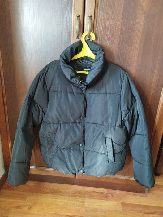 Чорна куртка зима-осінь