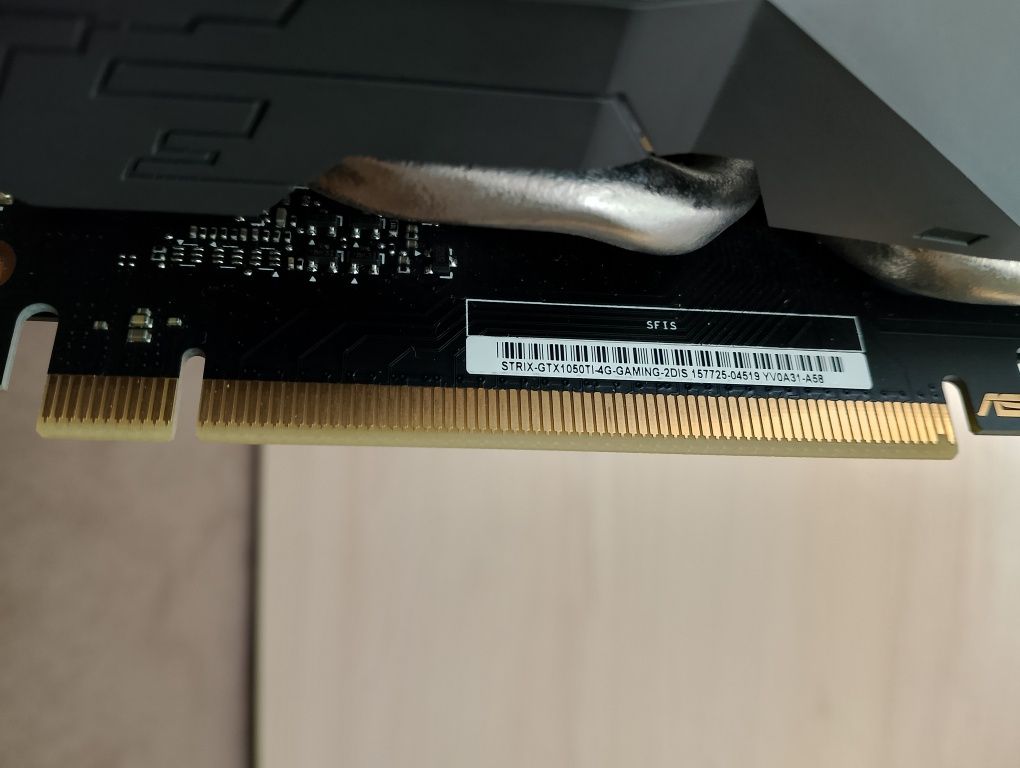 Karta graficzna GTX 1050 Ti Asus ROG