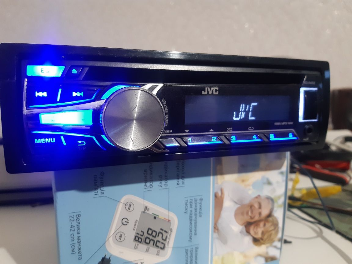 Оригінальна магнітола  JVC KD-R452