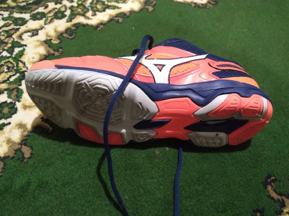 Кросівки , кросовкі, фехтування ,фехтование , фудзалкі, теніс ,волейтб