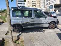 Vendo carrinha Peugeot partner quiksilver 1.200 a gasolina.