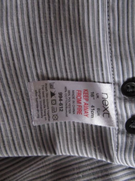 Мужская рубашка в мелкую полоску