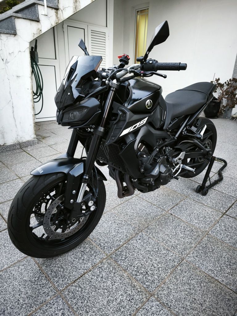 Yamaha MT-09 full black