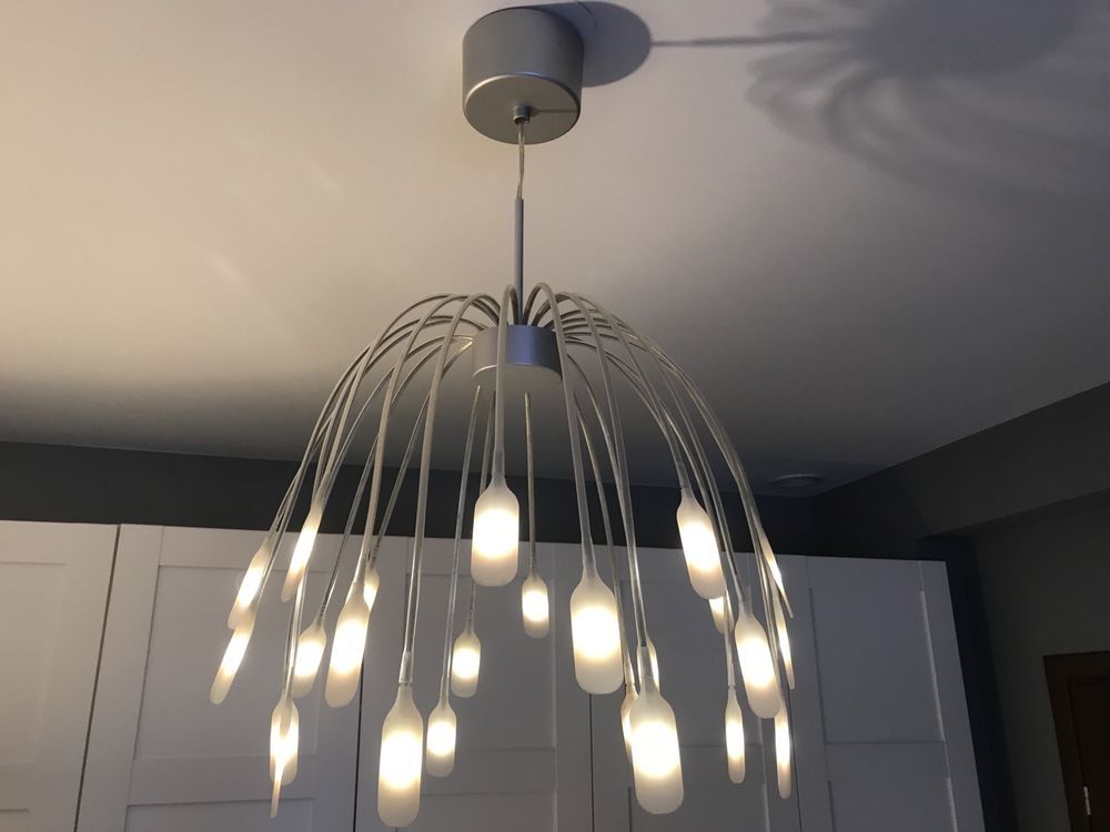 Płacząca wierzba lampa wisząca LED Ikea Haggas