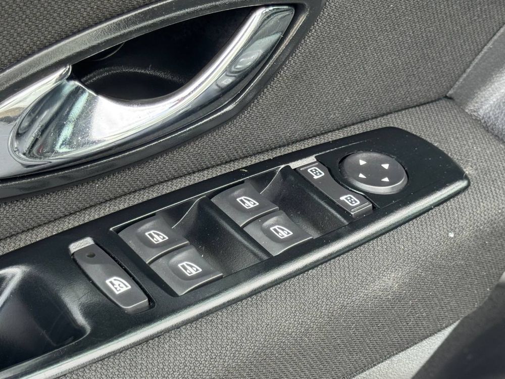 Продам свій Renault fluence 2016
