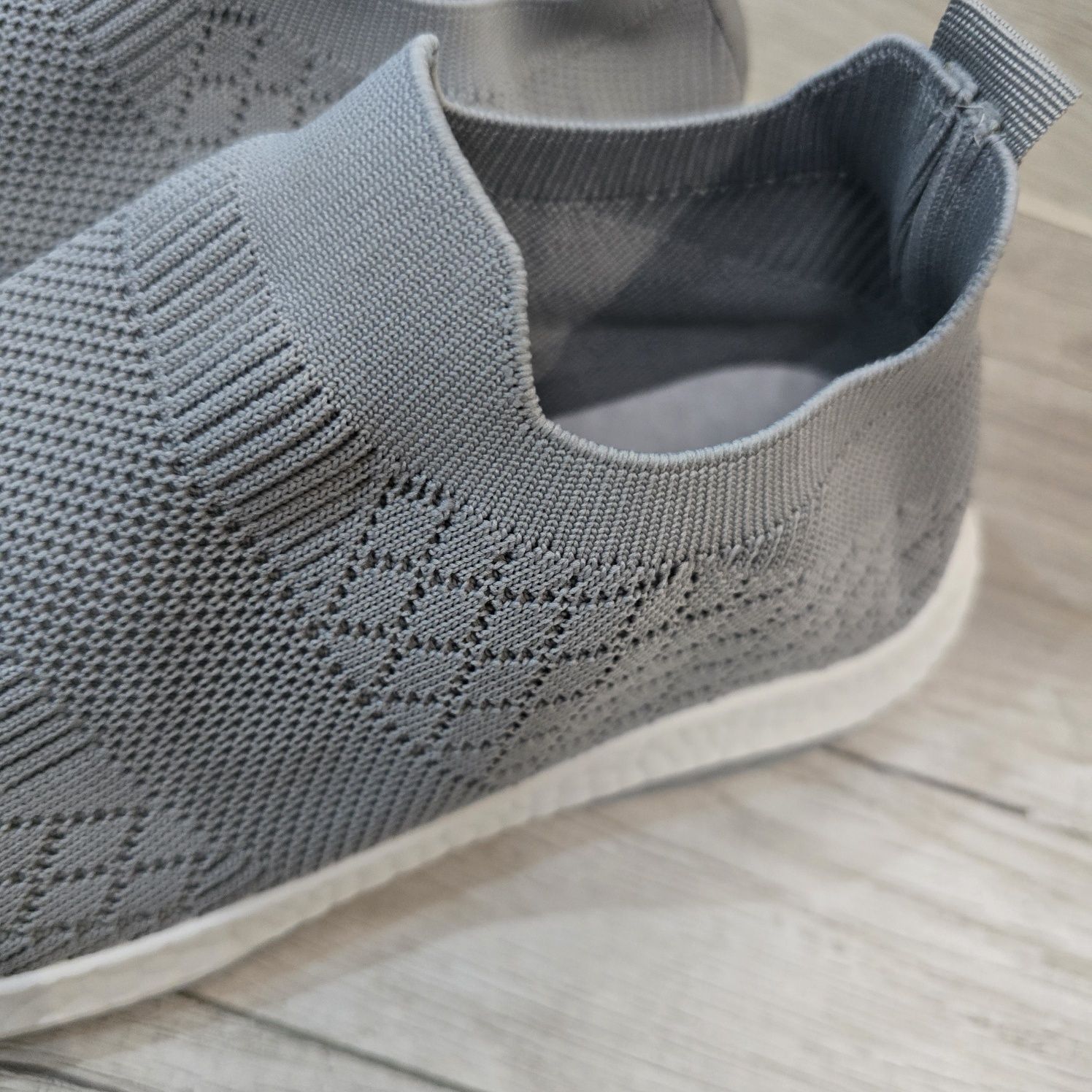 Szare trampki tenisówki sportowe materiałowe 37,39,40,41
