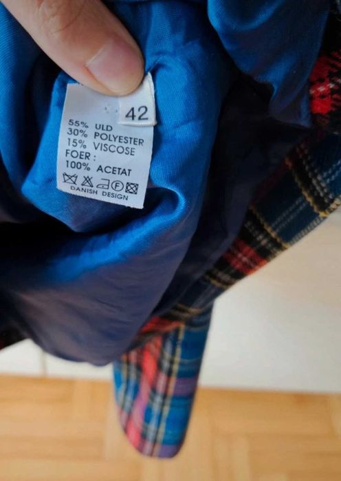 Żakiet welniany w kratę