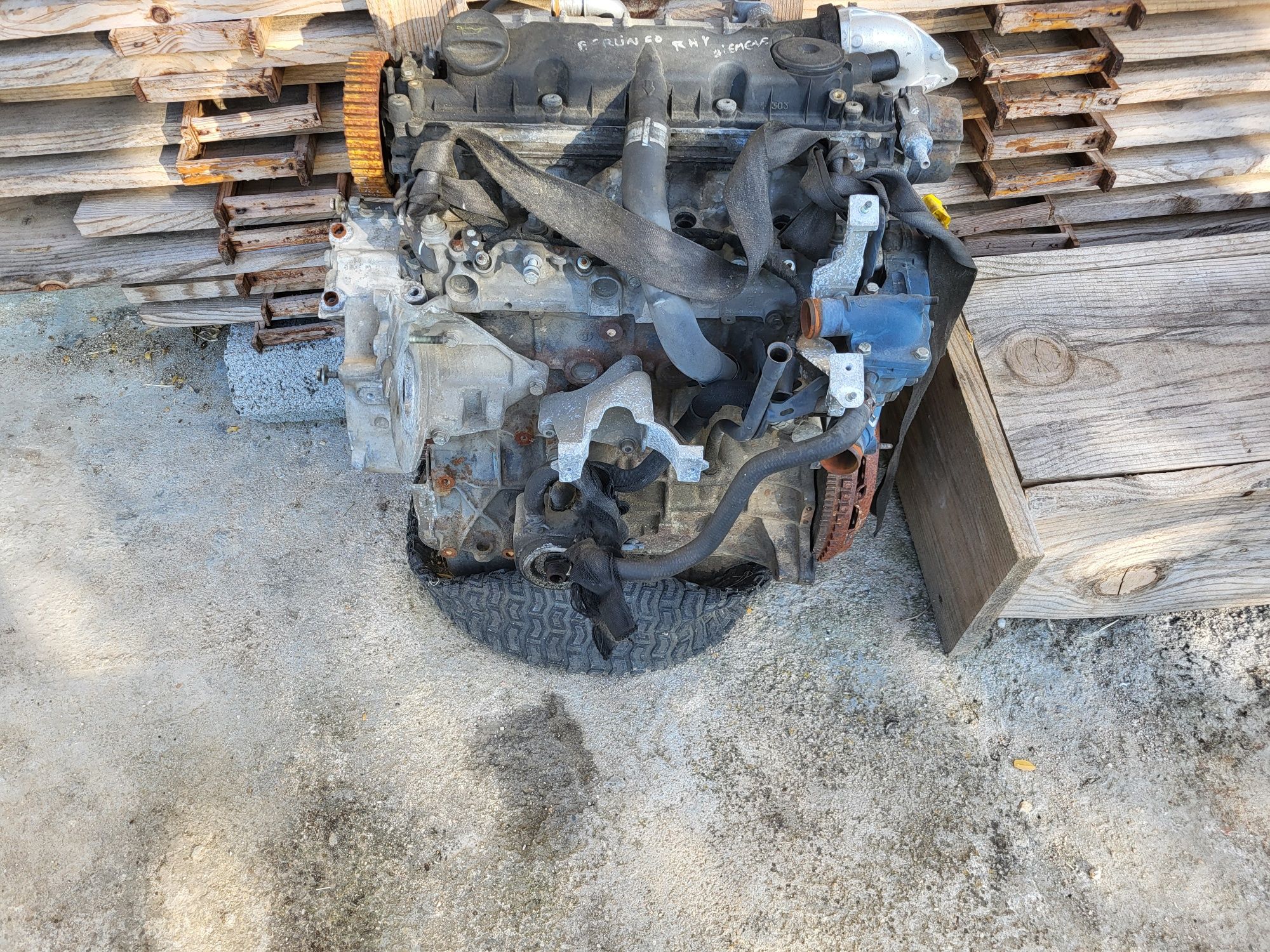 Motor peugeot partner 2.0 HDI