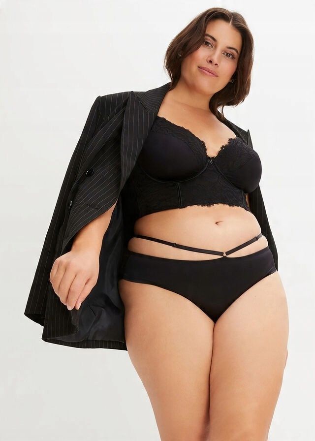 B.P.C biustonosz top sexy z koronką i chokerem r.70D