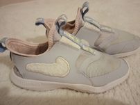 Buty Nike fleksrunner dla dzieci rozmiar 31/20