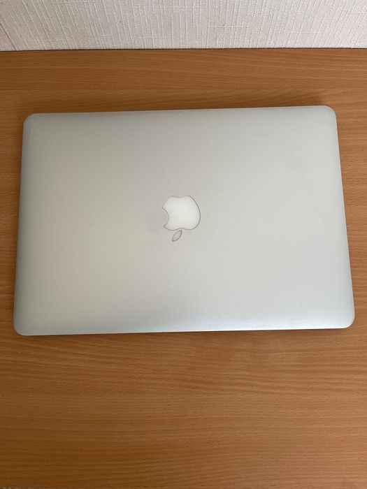 Продам MacBook AIR 2014 в хорошем состоянии. С отличной батареей