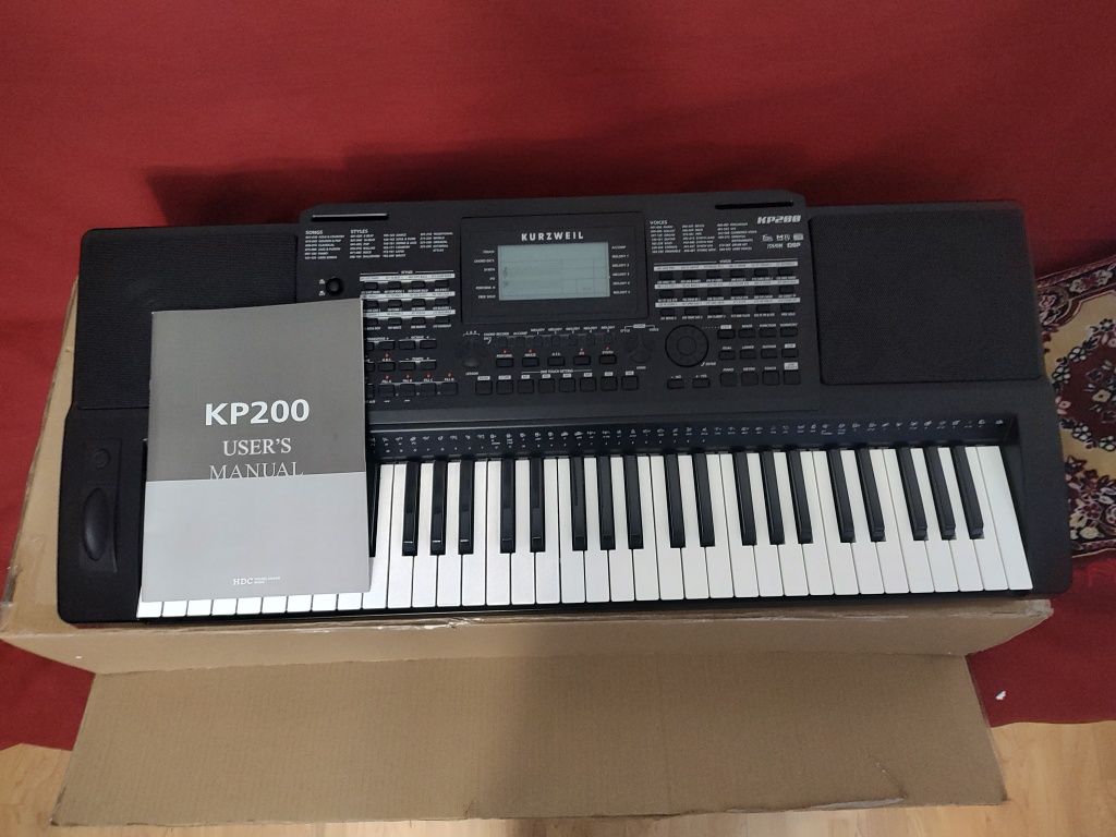 Keyboard KURZWEIL KP200