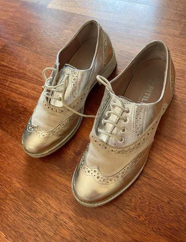 Sapatos Oxford dourados - Marca Pitillos - Tamanho 37