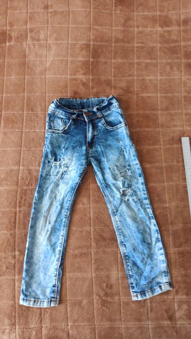 Продам джинси для хлопчика