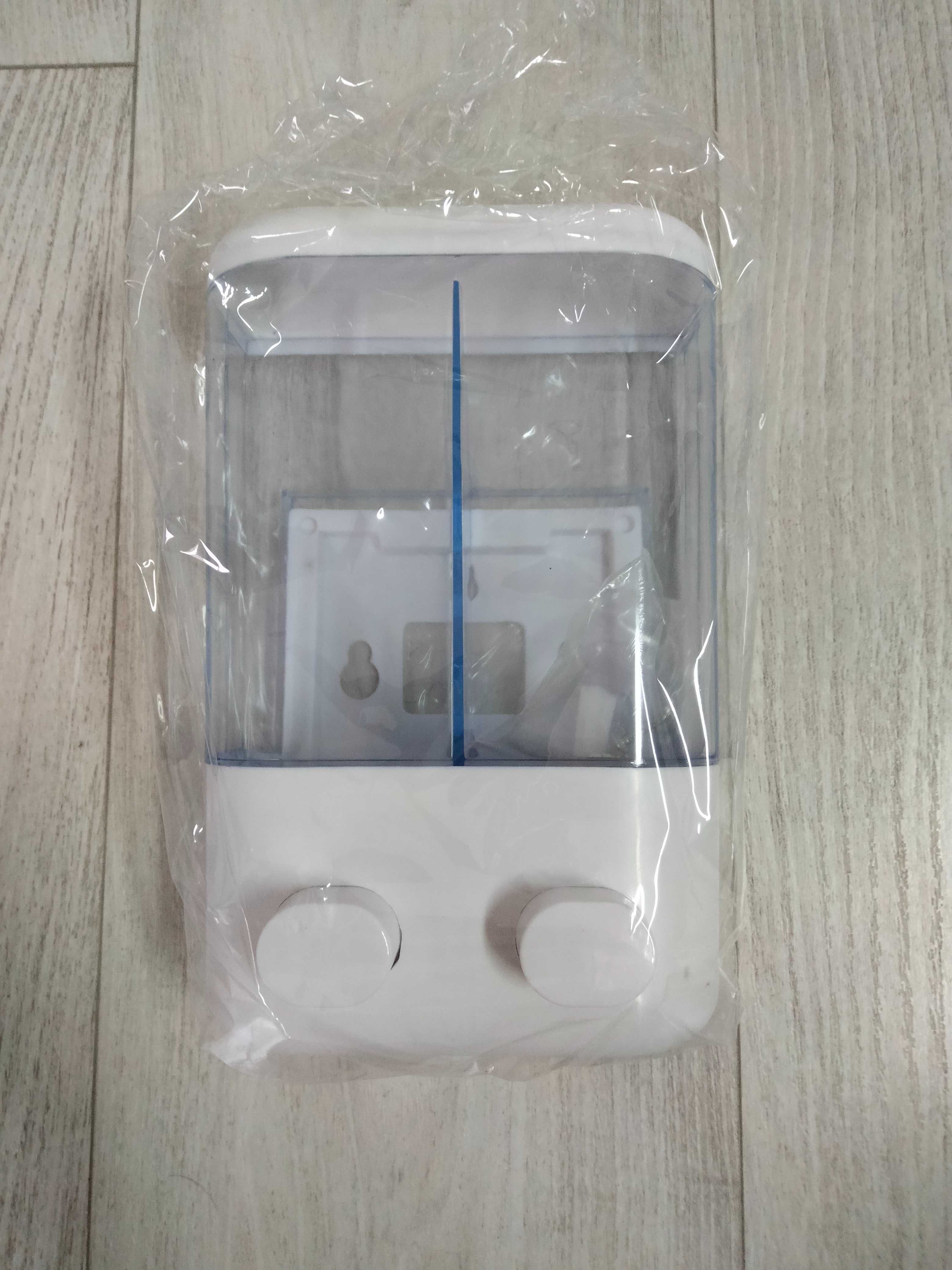 Dispensador Duplo de Líquidos