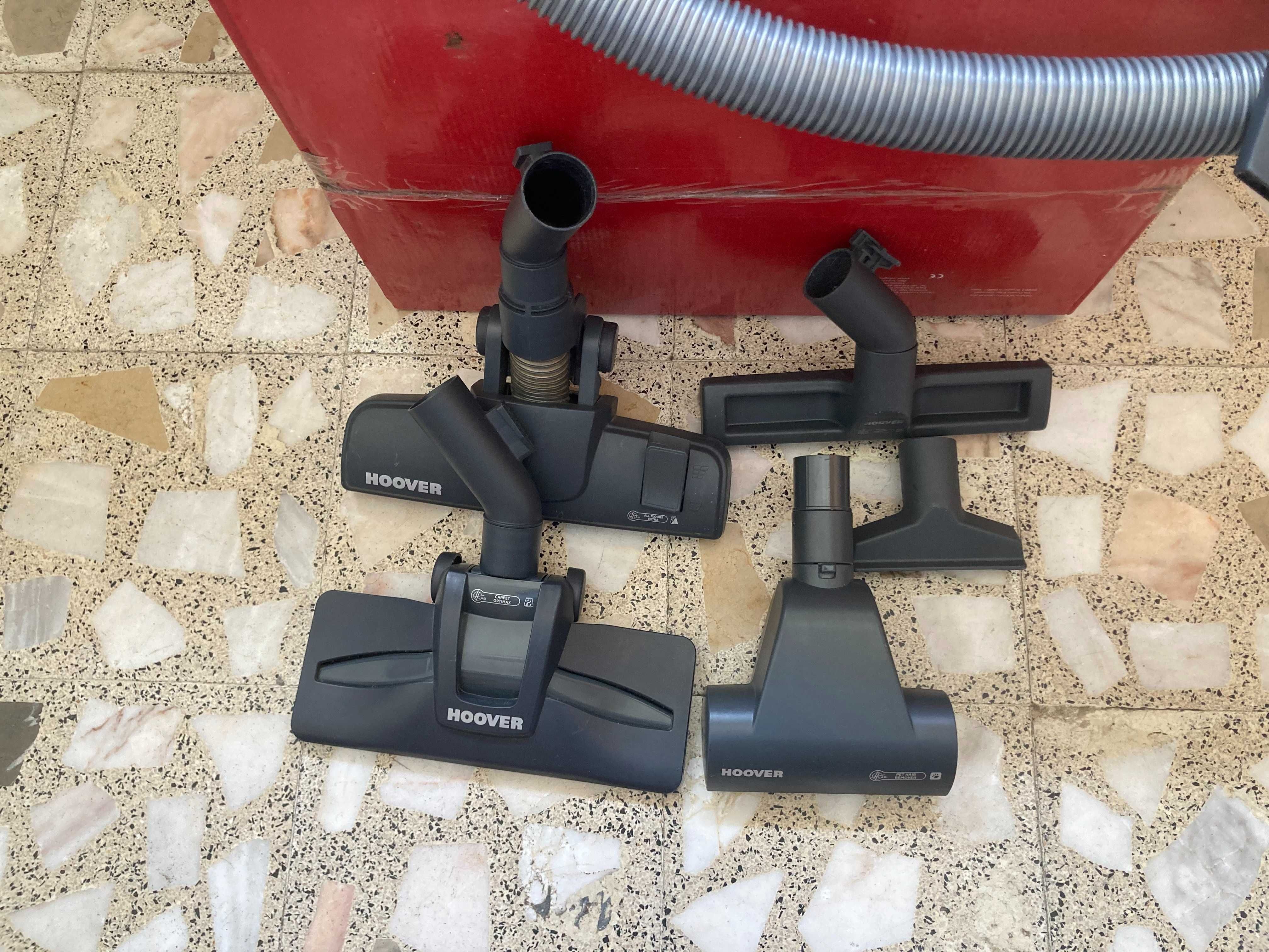 Aspirador de marca Hoover