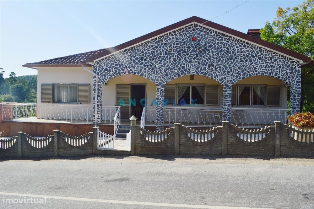 ANG863 - Moradia T3 para Venda em Figueiró dos Vinhos, Leiria