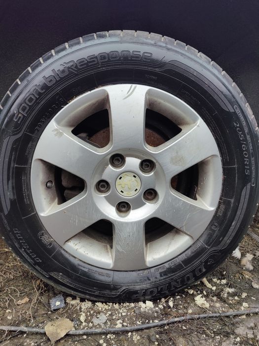 Оригінальні диски skoda Octavia a5 205*60*15