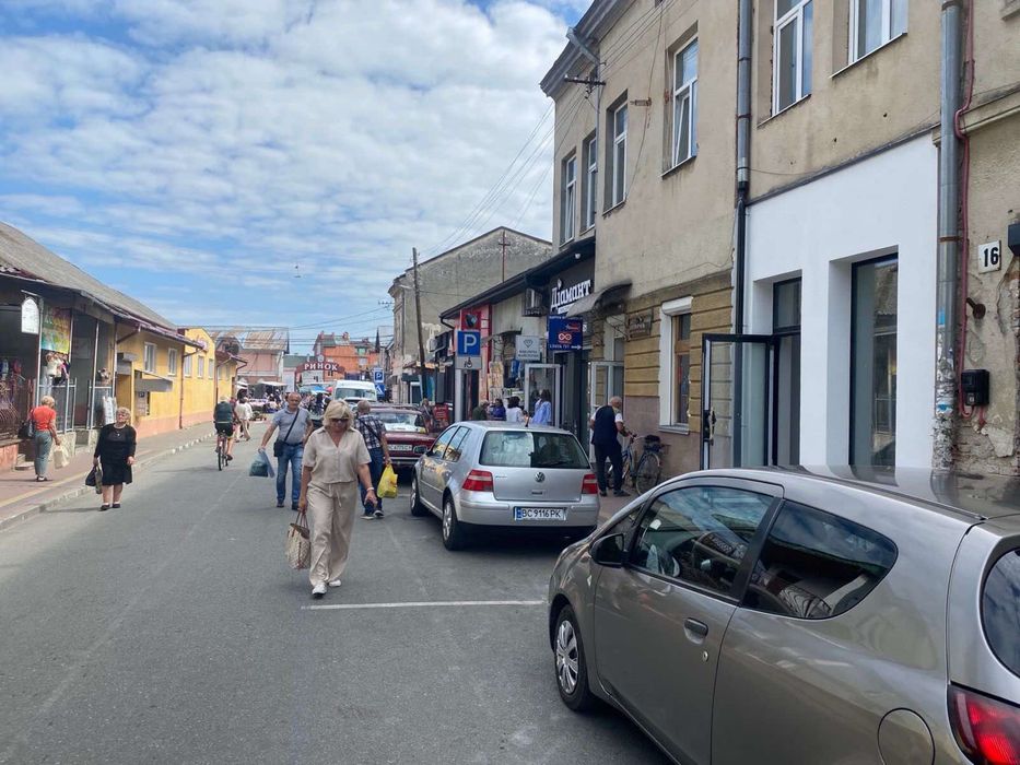 Приміщення вул. Тоговиця 30.000