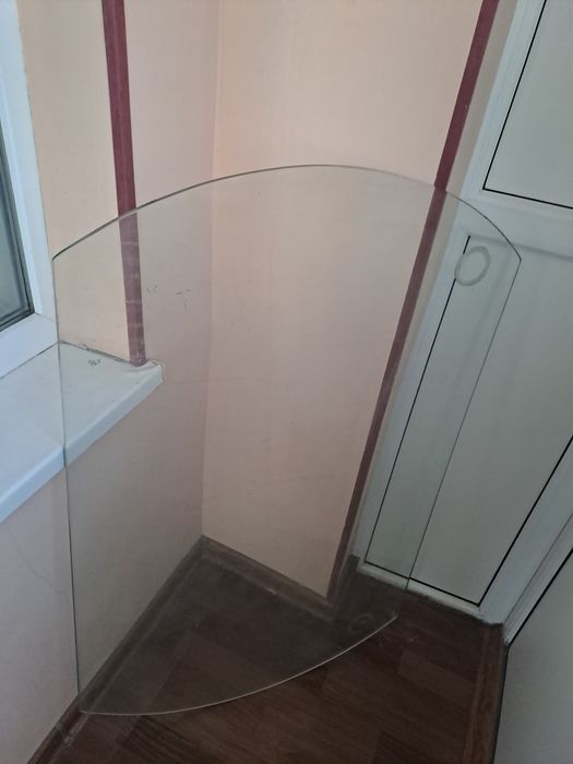 Столешница с текло  от стола стекло  от кузоного стола