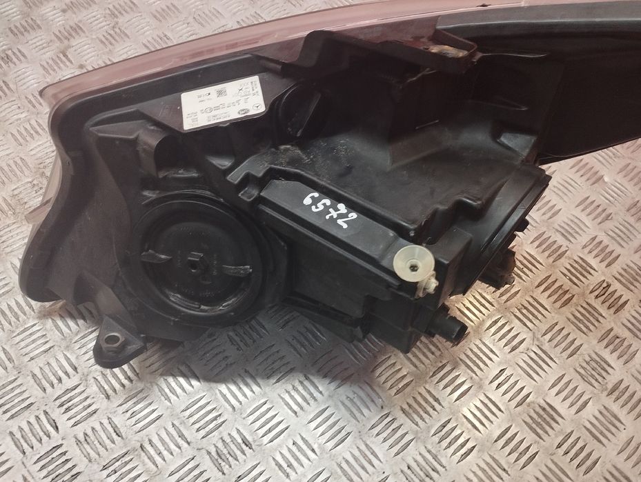 Фара передня права Mercedes Vito W447 Передняя правая Віто В4