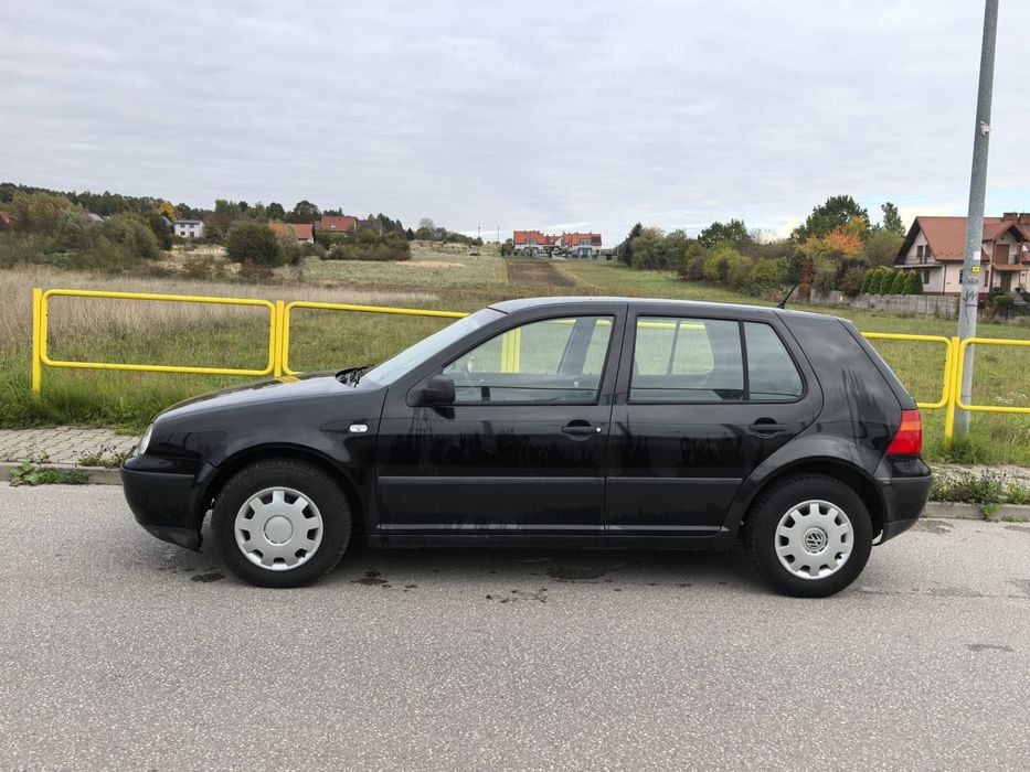 Volkswagen Golf 1.4 Benzyna_Jeżdżący_Nie Zgnity_Sprawna Klima