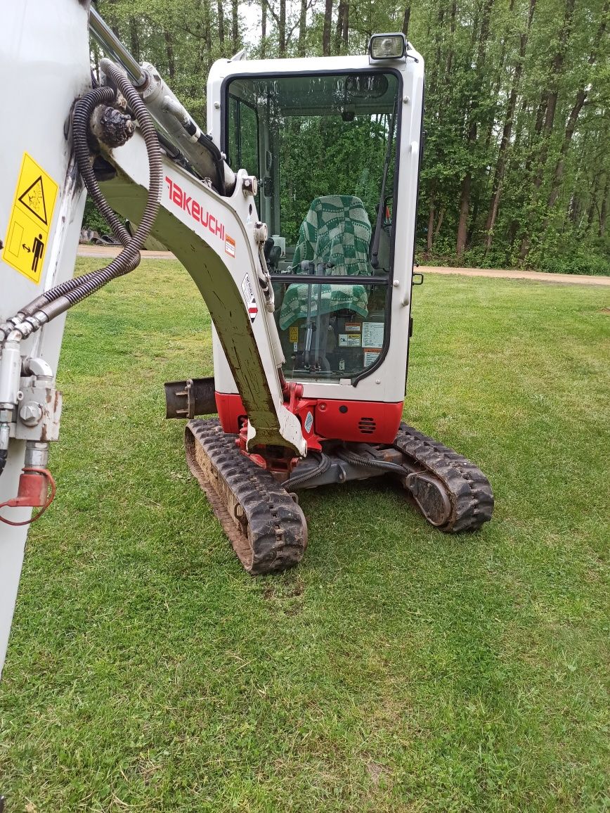 Takeuchi TB 216 bardzo dobry stan