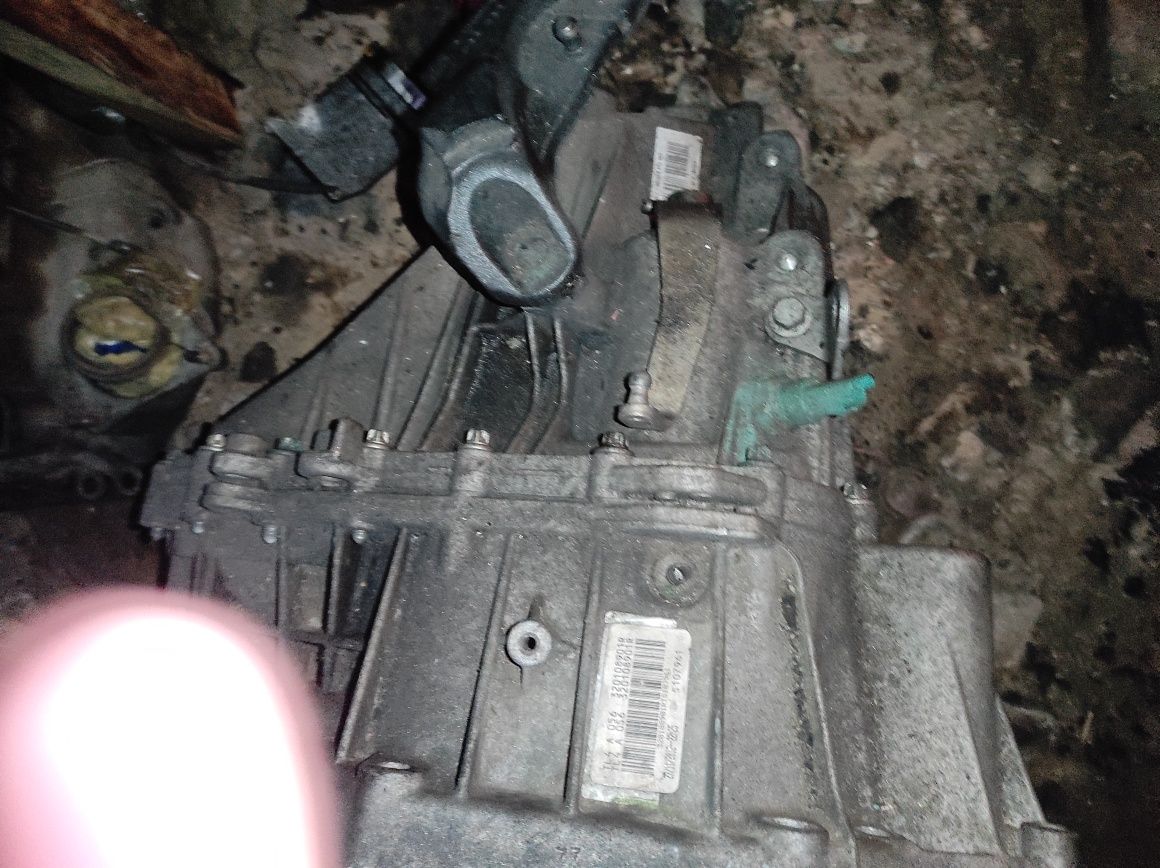Renault Megan 3 КПП в розборі. Коробка