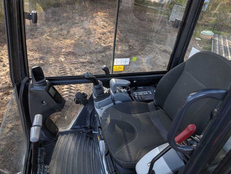 Hitachi ZX19, minikoparka 2tony, 2260 motogodzin, przyczepka