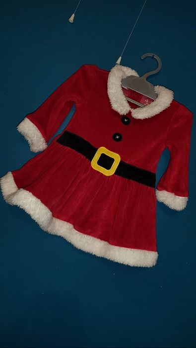 Sukienka 6/9 miesięcy.