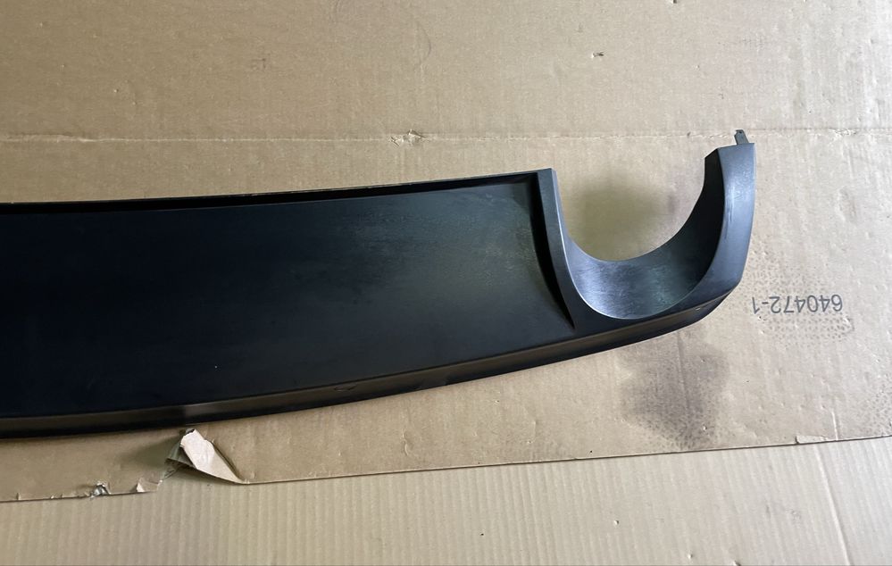 Mercedes w204 amg nakładka zderzaka dyfuzor spoiler tył pdc oryginał