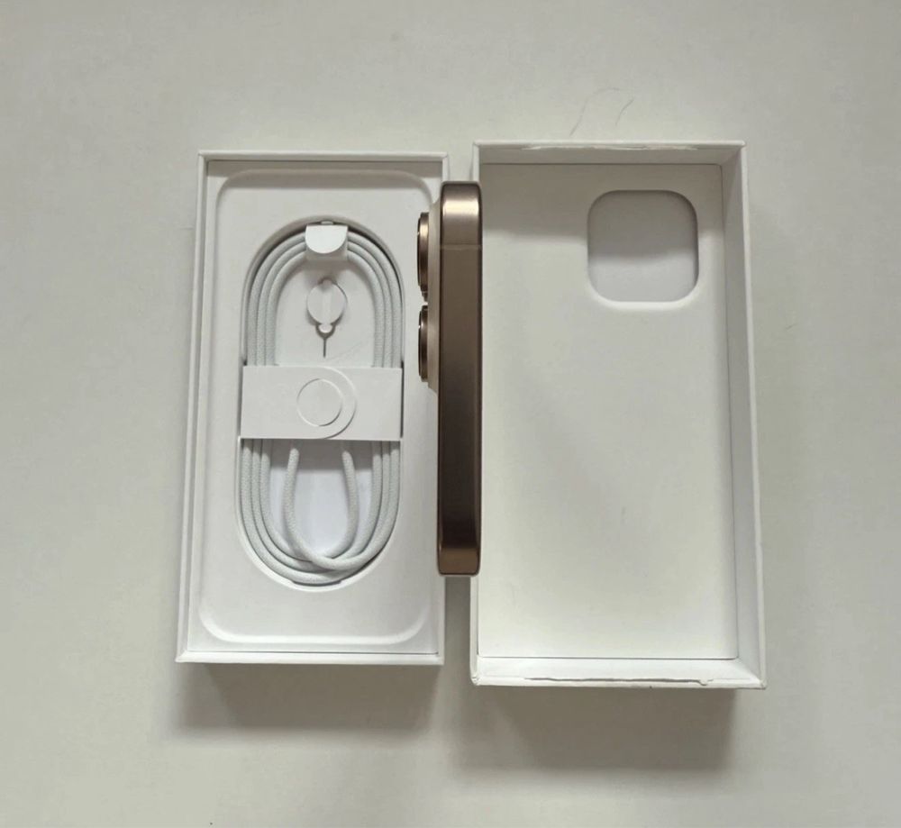 iPhone 16 Pro Max 256gb Fatura FNAC - Como Novo