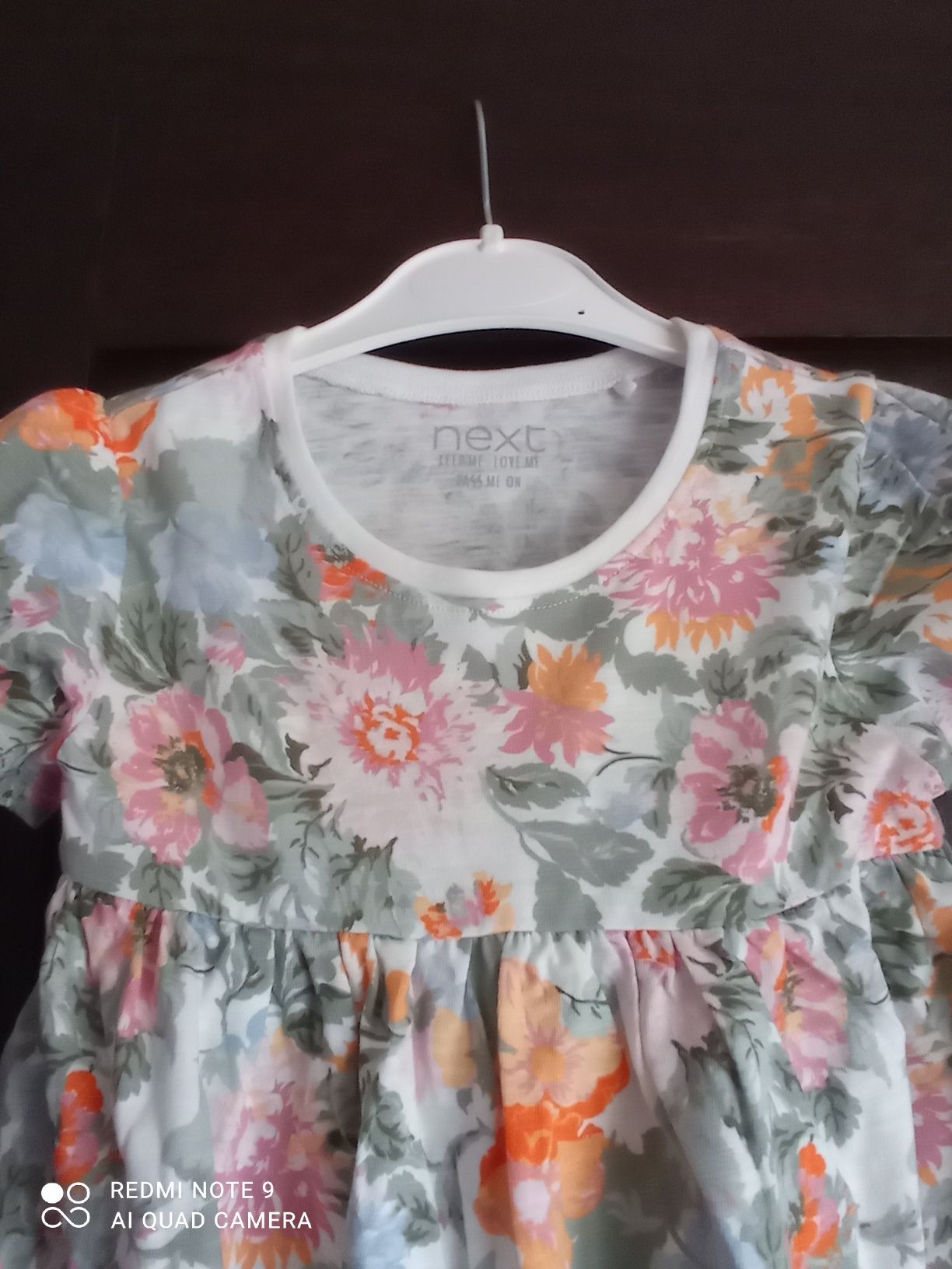 Sukienka kolorowa w kwiaty 86 Next t-shirt