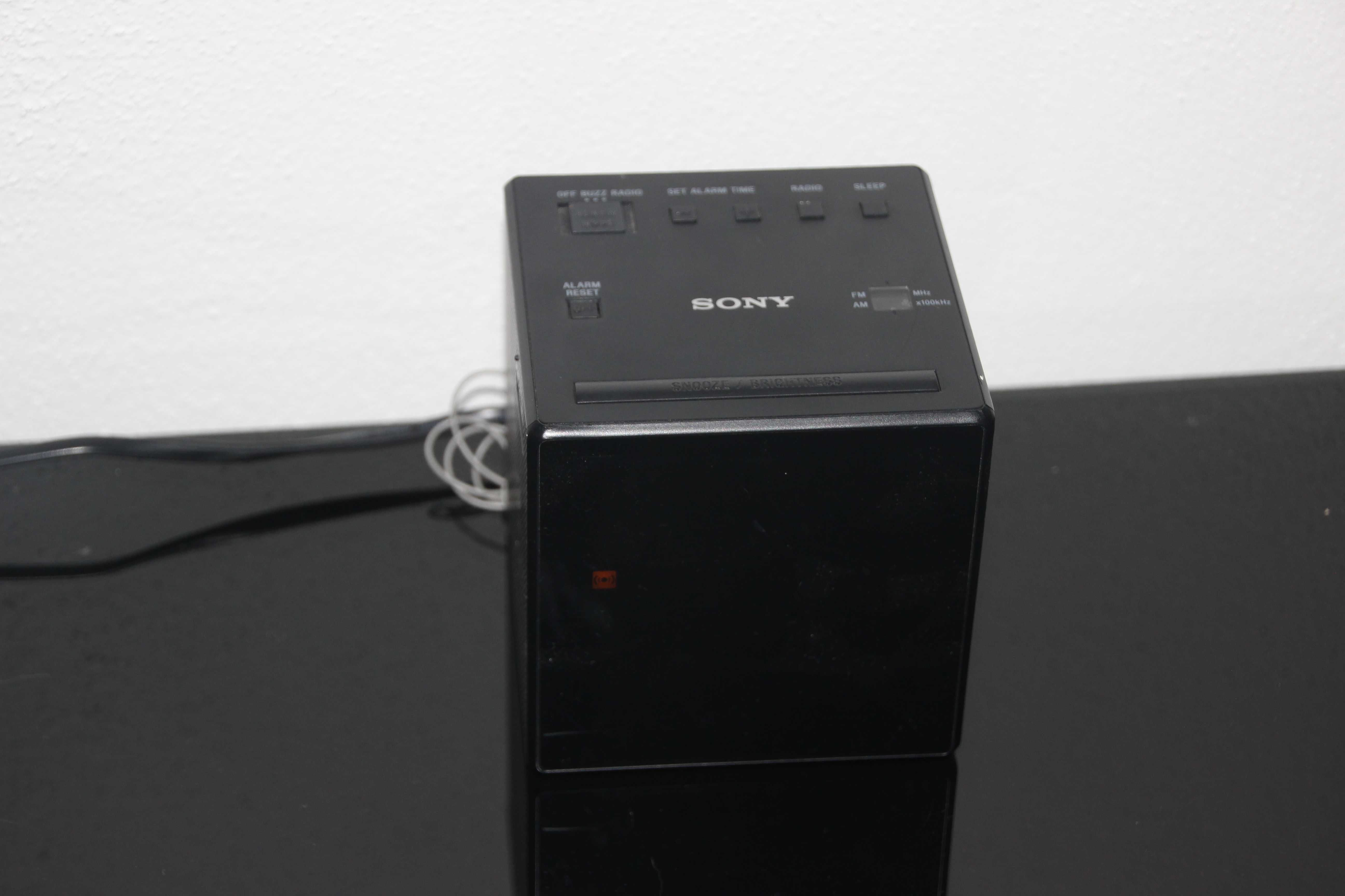 Rádio Despertador SONY ICF-C1 Preto