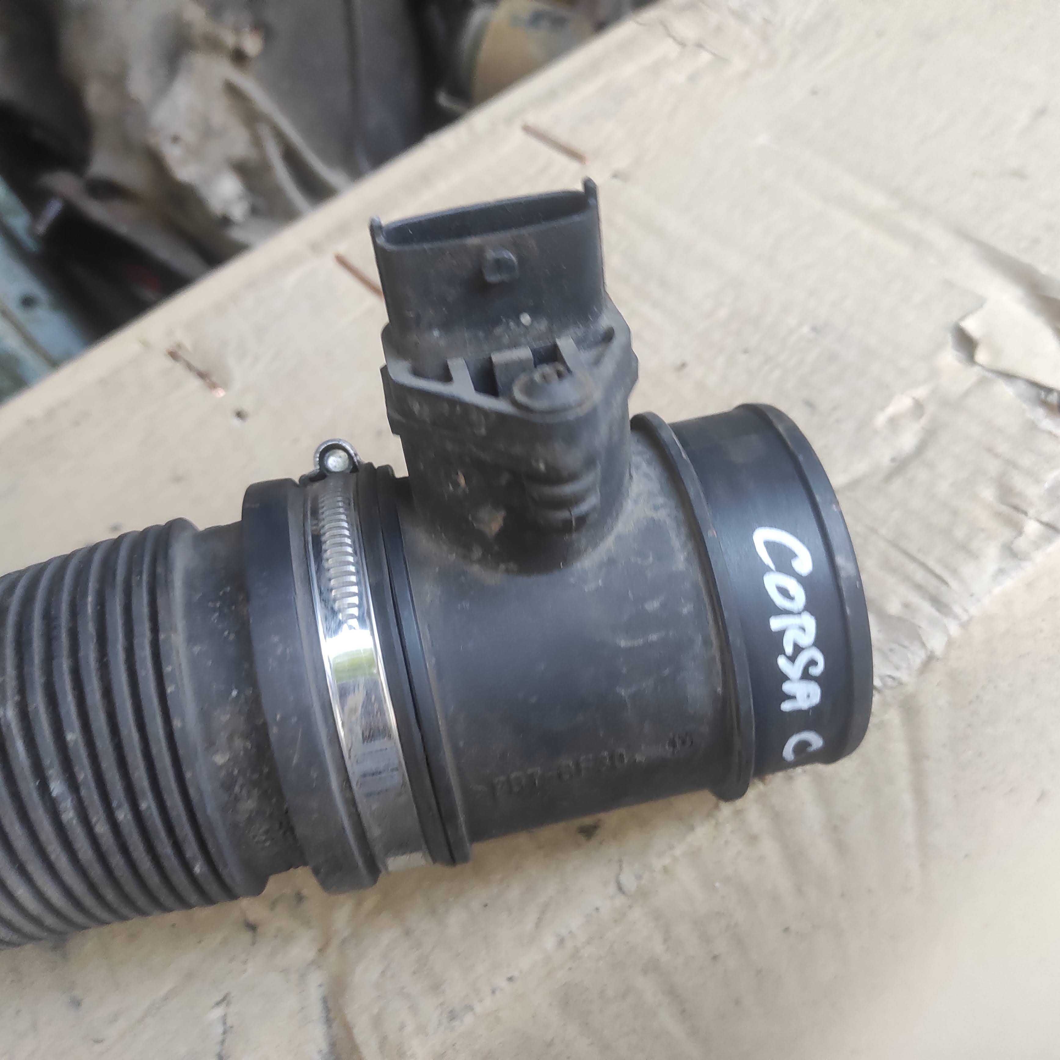 Przepływomierz Opel Corsa C 1,3 CDTI 028,100,2549