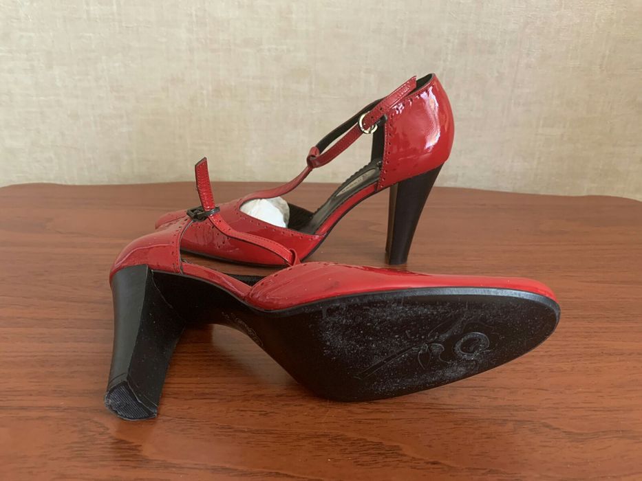 Женские кожаные летние босоножки