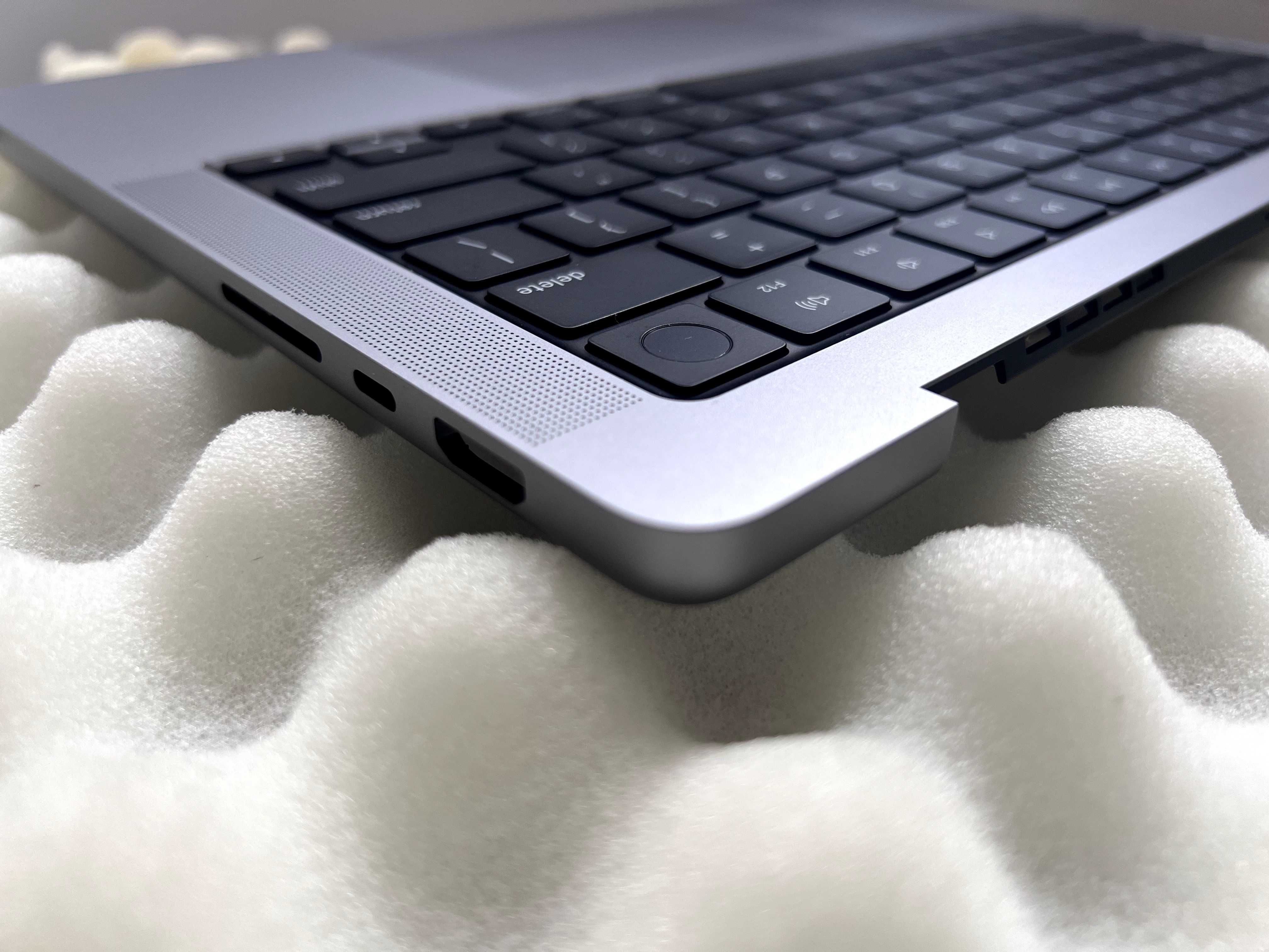 Розбірка MacBook 14 Pro 2023 A2779 (A2442 A2485) Space Gray Silver