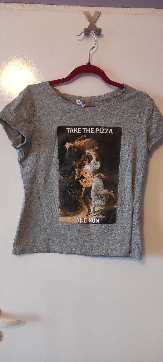 Szara koszulka t-shirt take the pizza and run
