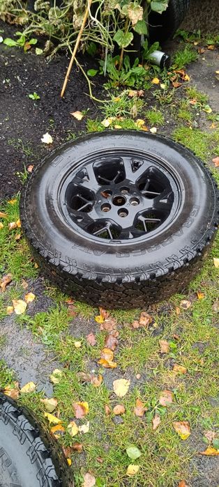 Felgi z oponami Jeep ZJ
